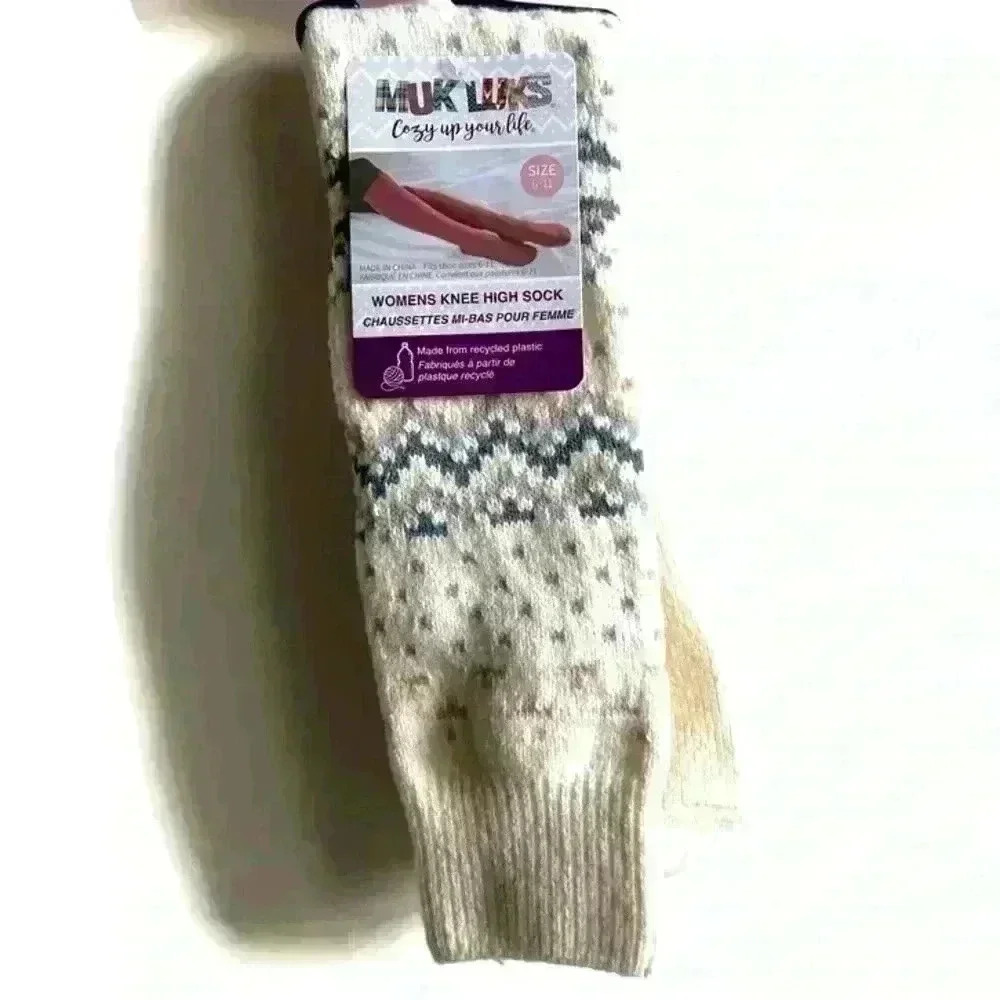 NWT Muk Luk White Ivory Retro Knee High Socks 6-11 - Socks Gift Idea
